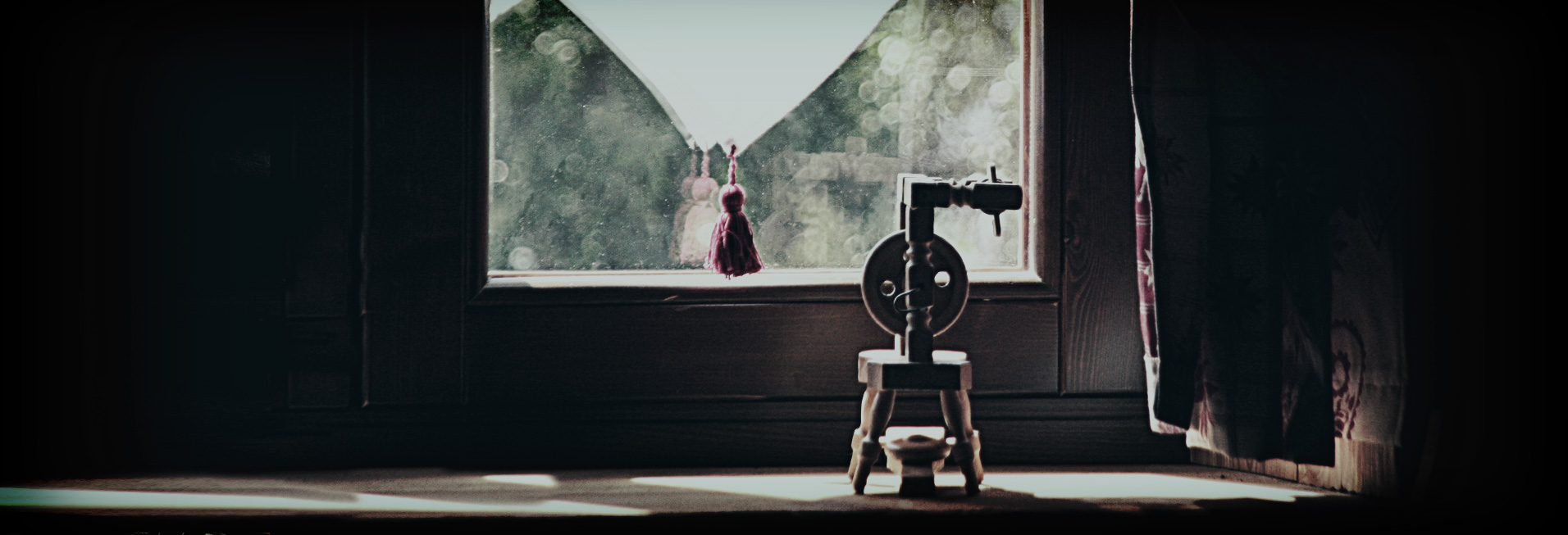 Slide_03